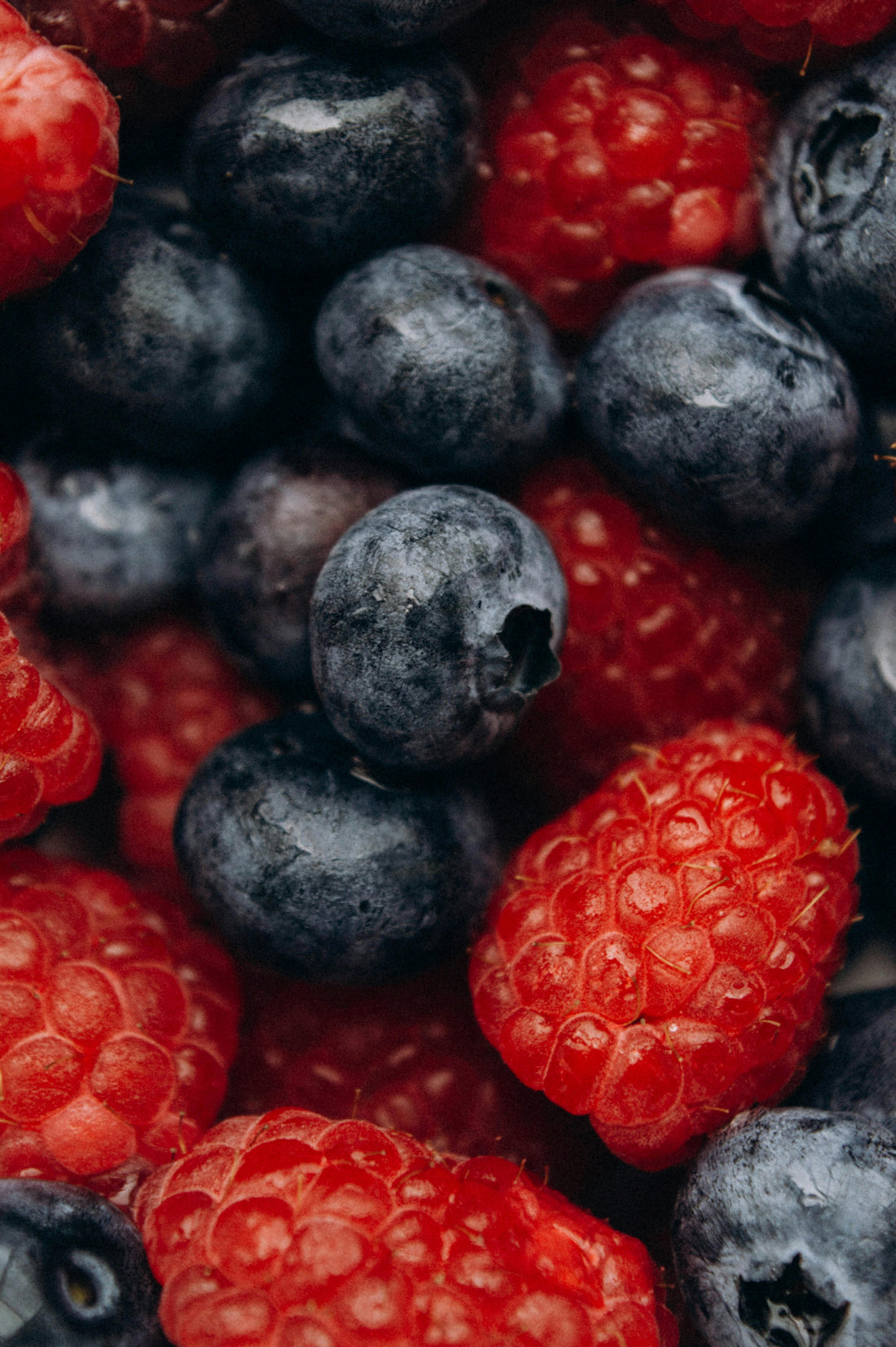 All About Fruity Fragrances